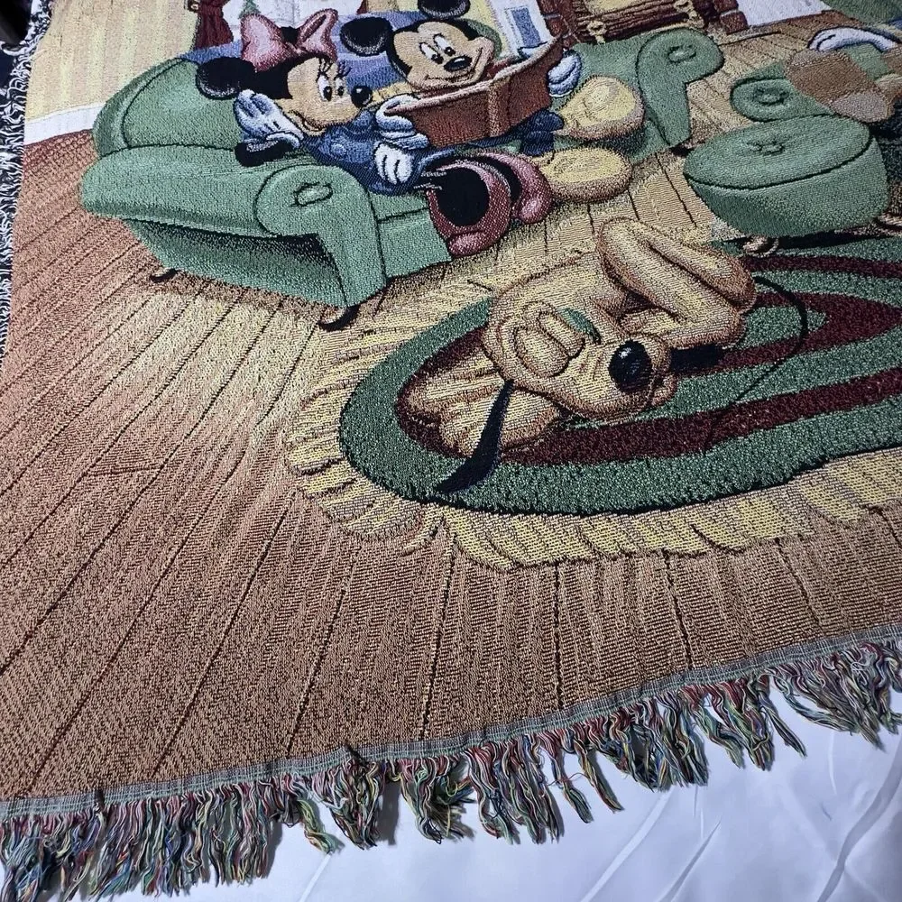 Disney Mickey and Friends Throw Blanket Collectible‎ 50x60